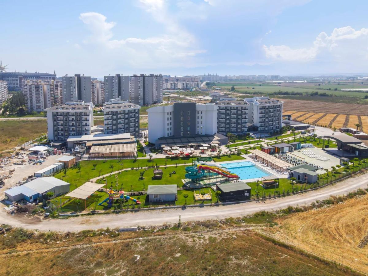 Royal Towers Lara Hotel Kemeragzi Esterno foto